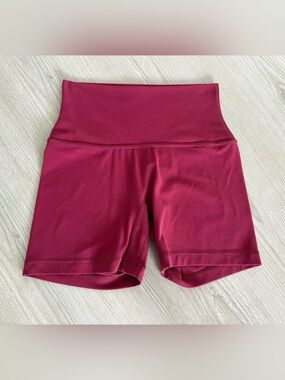 Aritzia High-Waist Athletic 5” Shorts